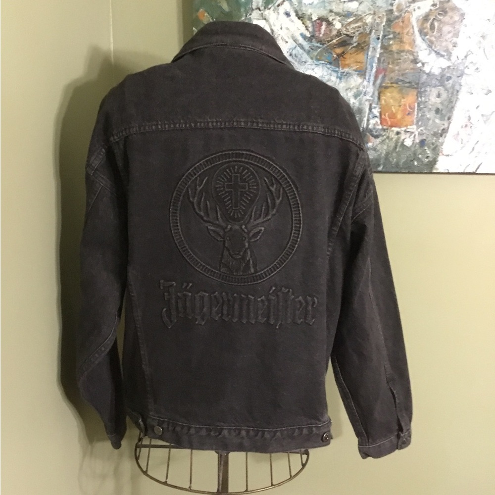 Vintage Tyca Jäegermeister denim jacket in size XL.